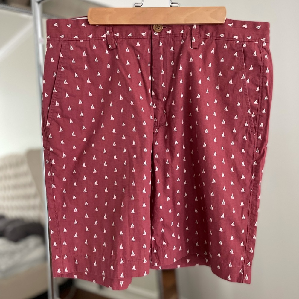 J crew 9" Gramercy shorts